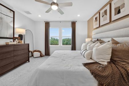 Village Grove 40s 42