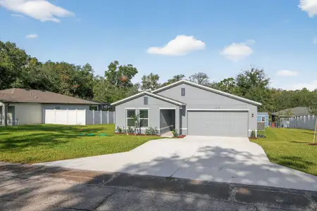 Citrus Springs by Century Complete in Citrus Springs - image