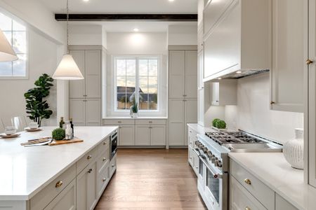 Park Hill Custom Series by Graham Hart Home Builder in Colleyville - image 5