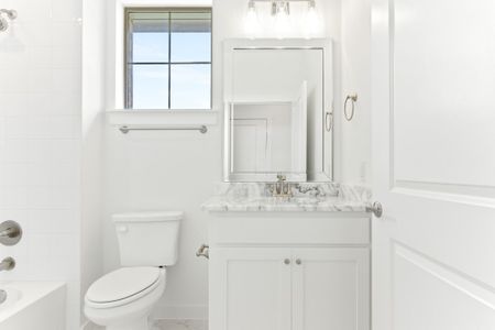Mira Lagos by Grenadier Homes in Grand Prairie - image 10