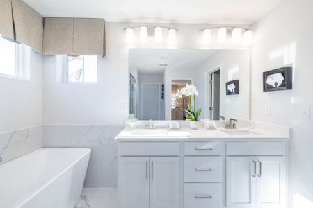 Maddox Landing by UnionMain Homes in Hoschton - image 19