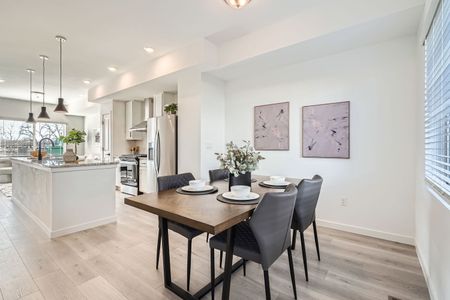 Geos - 2-Story Townhomes 12