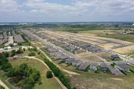 Porter Country by Milestone Community Builders in Buda - photo 2 2
