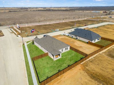 Lone Oak by Century Communities in Alvarado - image 11