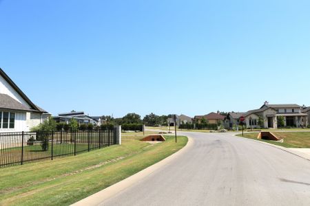 Flintrock Falls by Harbor Custom Development in Austin - photo 2 2