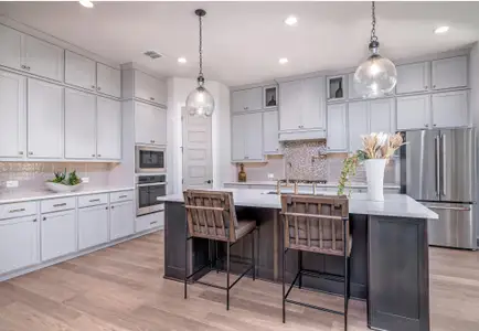 Legacy at Lake Dunlap by Drees Custom Homes in New Braunfels - image 5