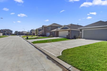 Pinewood at Grand Texas by M/I Homes in New Caney - photo 16 16