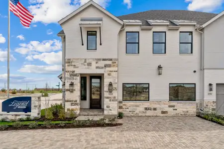 Mustang Lakes Villas by American Legend Homes in Celina - image 4