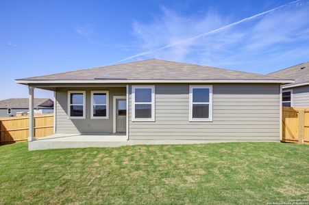 New construction Single-Family house 2517 Solon Ln, Seguin, TX 78155 null- photo 24 24