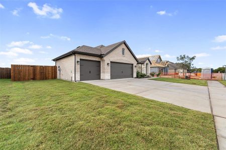 New construction Single-Family house 200 Aero Vista Dr, Caddo Mills, TX 75135 plan San Saba III - image