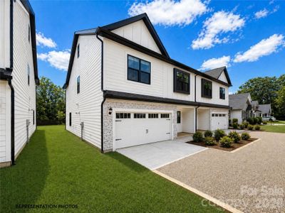 New construction Townhouse house 1224 N Sharon Amity Rd, Charlotte, NC 28211 - image