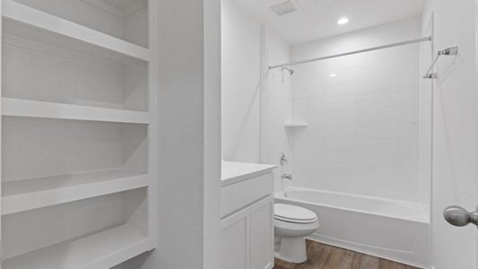 New construction Single-Family house 31122 Jubilee Gardens Dr, Fulshear, TX 77441 plan Dalton - X35D - image 4