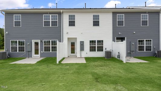 New construction Townhouse house 160 Perseus St, Angier, NC 27501 Pearson- photo 31 31