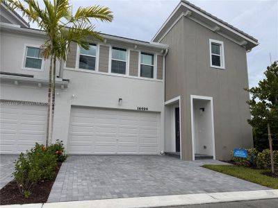 New construction Townhouse house 16494 Helix Ct, Westlake, FL 33470 null- photo 1 1