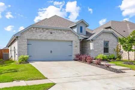 New construction Single-Family house 3249 Glorioso Dr, Royse City, TX 75189 plan The Olivia - image 2