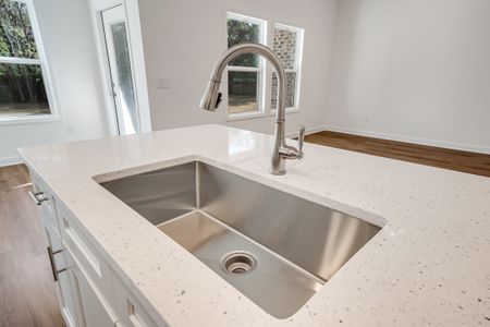 New construction Single-Family house 2805 Blackbird Ct, Crestview, FL 32539 plan Maybell II - image 14