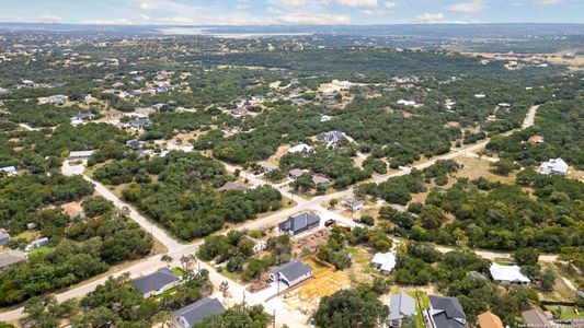 New construction Single-Family house 1432 Green Mdw, Spring Branch, TX 78070 null- photo 36 36