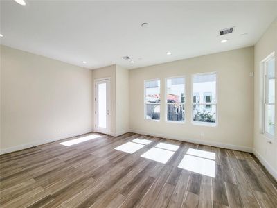 New construction Single-Family house 5935 Beall Street, Unit D, Houston, TX 77091 - photo 4 4