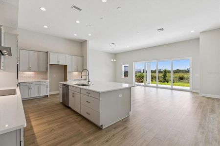 New construction Single-Family house 10303 Surrey Rose Dr, San Antonio, FL 33576 plan Islamorada I - image 9