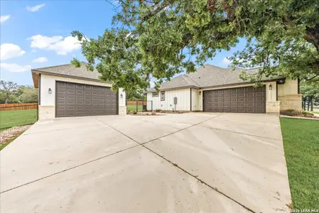 New construction Single-Family house 120 Timber Hts, La Vernia, TX 78121 - image