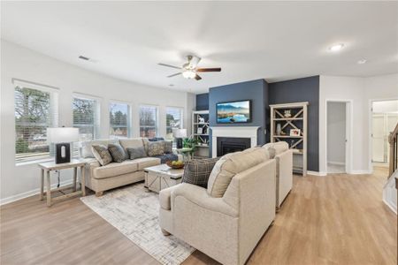New construction Single-Family house 1352 Stephens View Dr, Loganville, GA 30052 - image 16