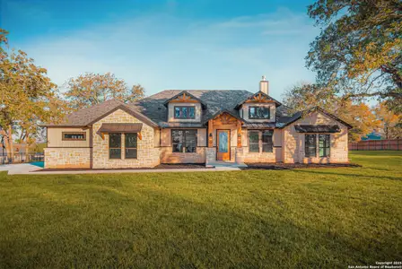 New construction Single-Family house 129 Hondo Rdg, La Vernia, TX 78121 - image 1