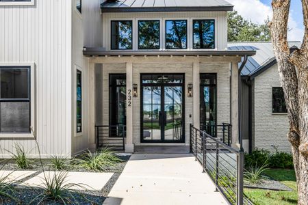 New construction Single-Family house 232 Riverfront Dr, New Braunfels, TX 78132 - image