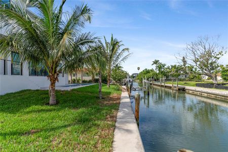 New construction Single-Family house 569 Bayview Dr, Longboat Key, FL 34228 - image