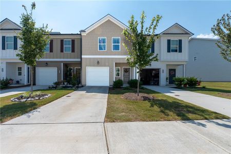 New construction Townhouse house 108 Buckingham Ln, Hoschton, GA 30548 - image