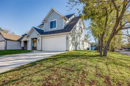 New construction Single-Family house 430 W Munson St, Denison, TX 75020 - image