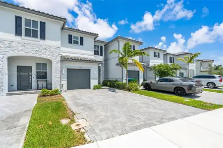 New construction Townhouse house 11927 Nw 46Th St, Coral Springs, FL 33076 - image