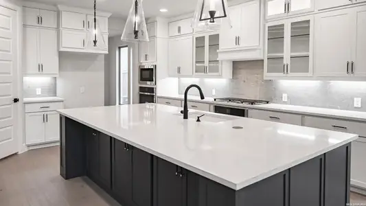 New construction Single-Family house 431 Canyon Path, San Antonio, TX 78258 plan 3395M - image 11