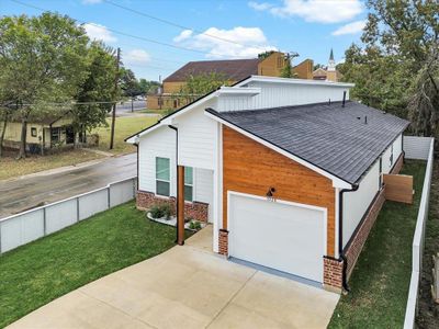 New construction Single-Family house 1028 Comal St, Dallas, TX 75203 null- photo 1 1