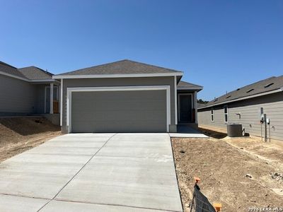 New construction Single-Family house 1115 Leicht Dr, Kerrville, TX 78245 - image