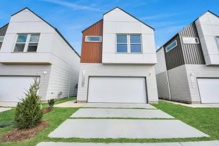 New construction Single-Family house 3005 Ocean Cay Dr, Houston, TX 77047 - image