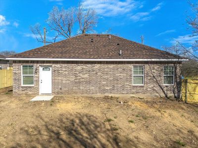 New construction Single-Family house 803 E Tyler St, Ennis, TX 75119 null- photo 7 7