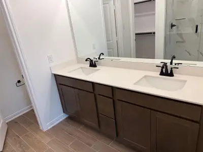 New construction Townhouse house 146 W Coralburst Lp, Montgomery, TX 77316 - image