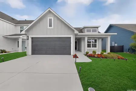 New construction Single-Family house 1655 Ruben Dr, New Braunfels, TX 78130 plan The Baxtor - image