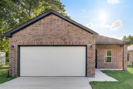 New construction Single-Family house 308 N 5Th Street, Quinlan, TX 75474 - photo 0