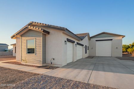 New construction Single-Family house 16846 W Baker Rd, Surprise, AZ 85387 - image