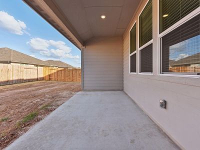 New construction Single-Family house 128 El Cosmico Dr, Kyle, TX 78640 The Revere- photo 35 35