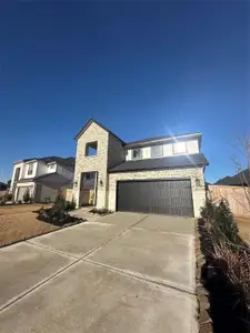 New construction Single-Family house 31422 Weathered Cabin Ct, Fulshear, TX 77441 plan The Astoria II - image