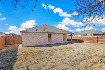 New construction Single-Family house 1106 Holly St, Cleburne, TX 76033  Sherwood- photo 4 4