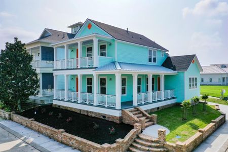 New construction Single-Family house 13 Caravelle Ct, Galveston, TX 77554 - image