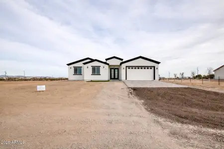 New construction Single-Family house 6523 S 333Rd Ave, Tonopah, AZ 85354 - image