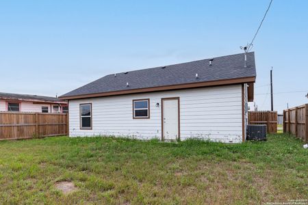 New construction Single-Family house 7714 Stenhouse St, Edinburg, TX 78542 - image