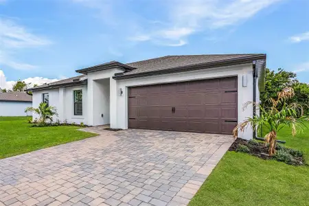 New construction Single-Family house 5401 Gillot Blvd, Port Charlotte, FL 33981 - image