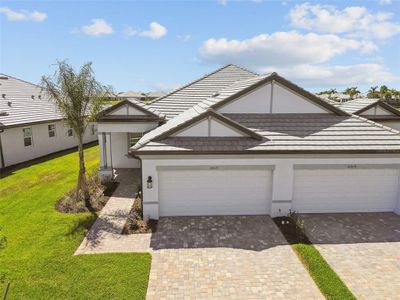 New construction Single-Family house 18071 Cherished Lp, Lakewood Ranch, FL 34211 plan Topaz - Villas - image