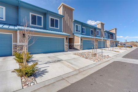 New construction Townhouse house 9635 E Idaho Place, Aurora, CO 80247 - photo 0