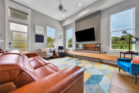 New construction Single-Family house 9847 Mocking Bird Hill Ln, Houston, TX 77080 - image 15